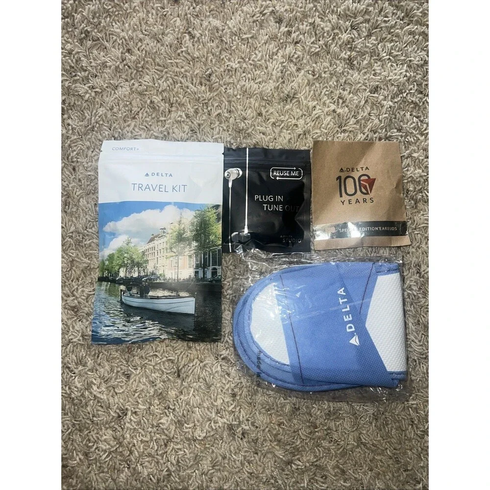 Delta Airlines Comfort+ Travel Kit